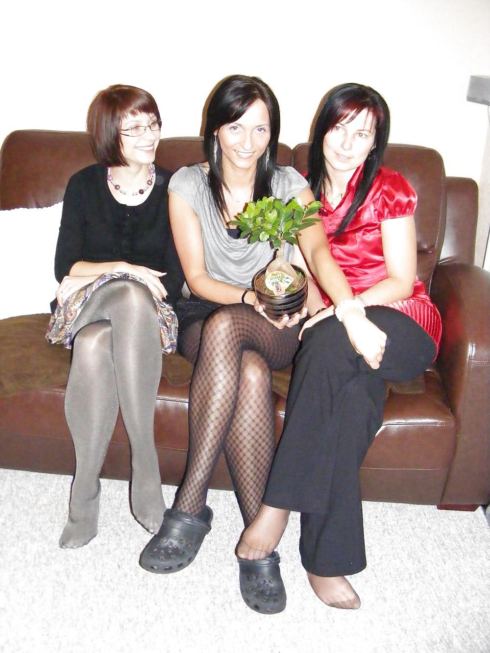 17P Pantyhose Amateurs. Candid and Posing