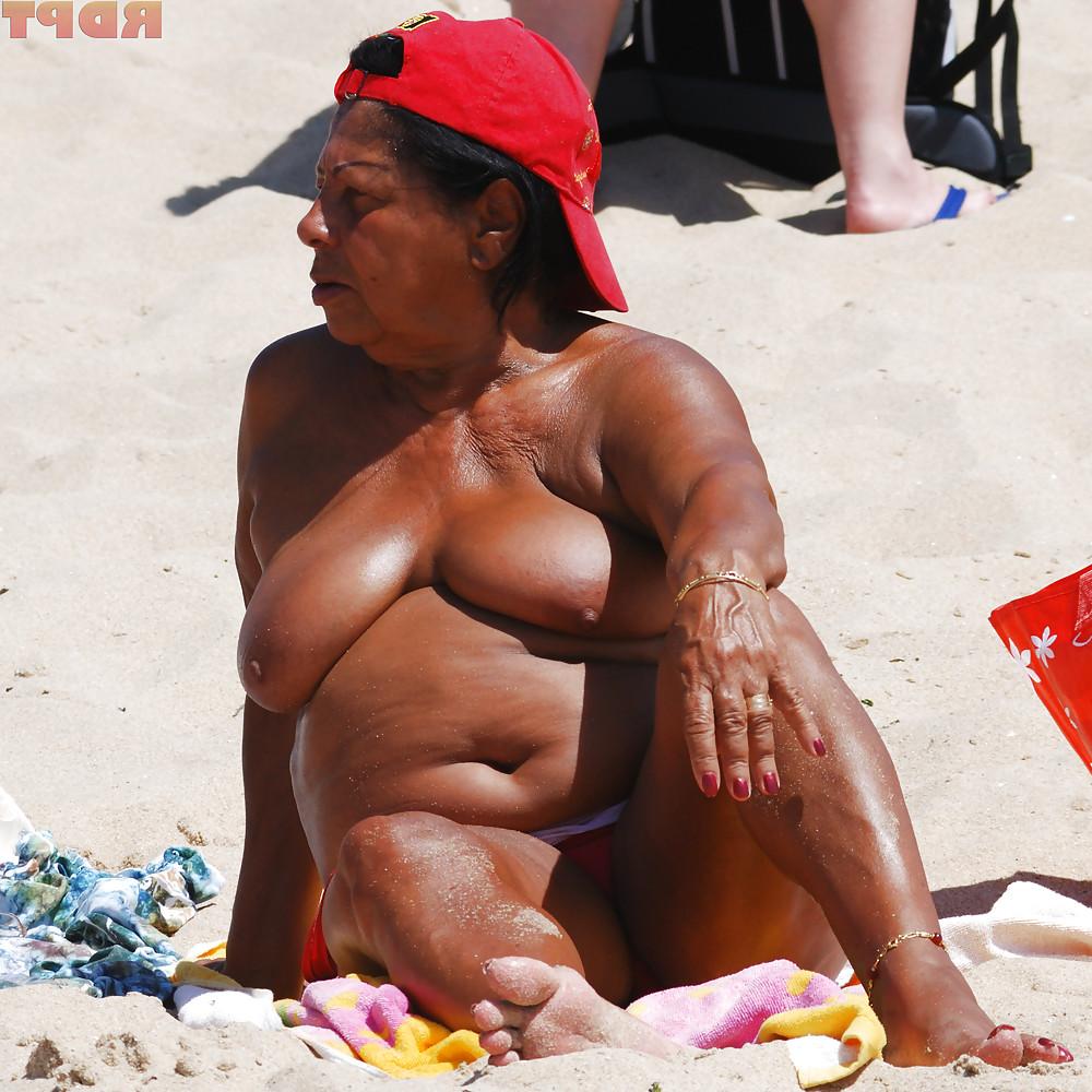 25P Mature on the beach