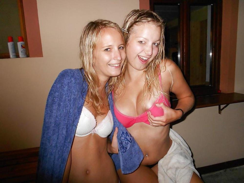 25P Party Girls