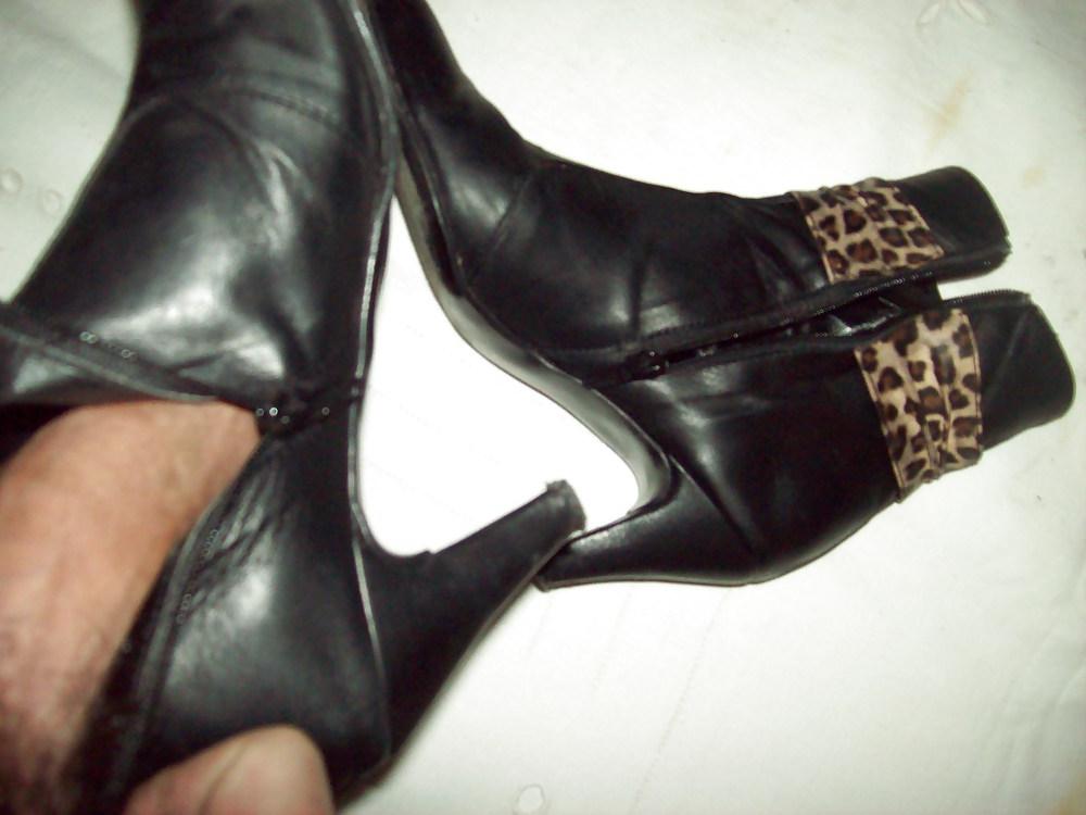 25P Friend Shoes
