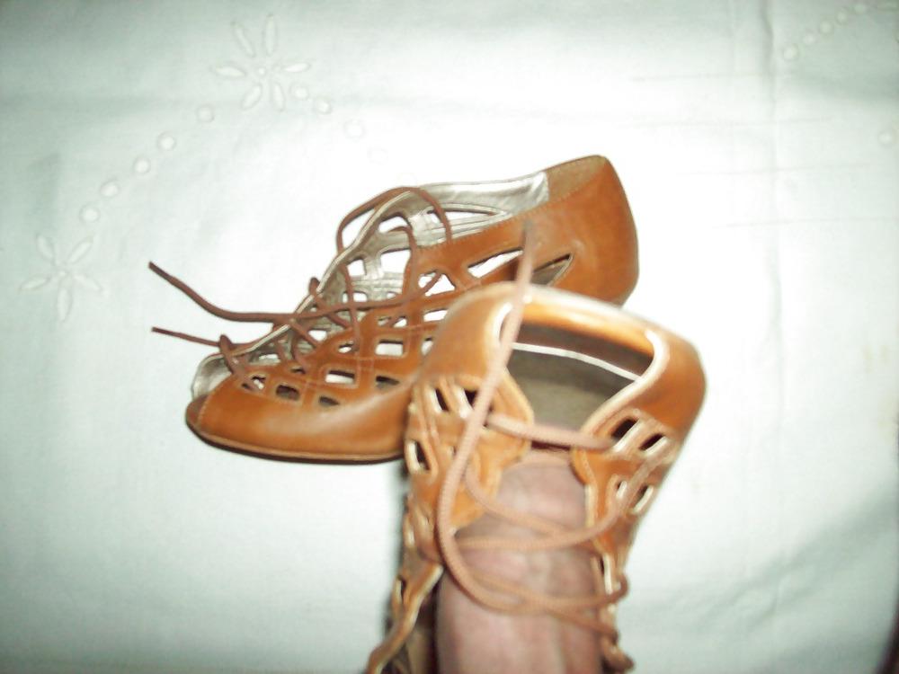 25P Friend Shoes