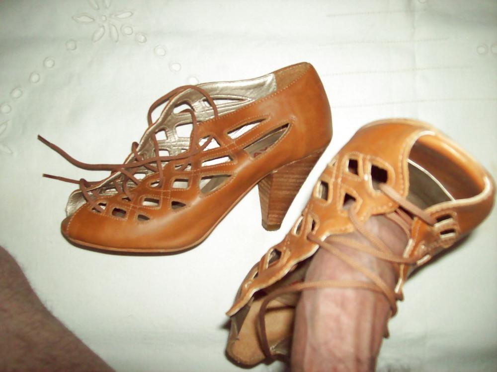 25P Friend Shoes