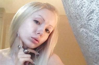 25P Living doll
