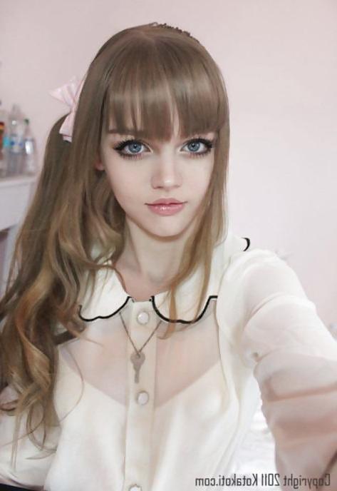 25P Living doll
