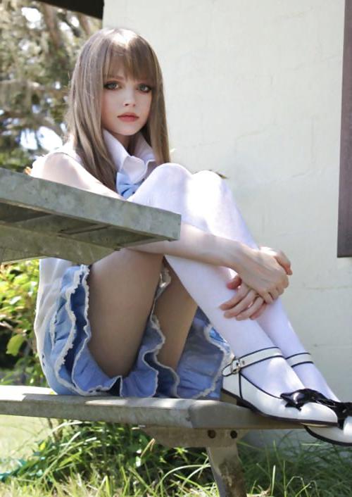 25P Living doll