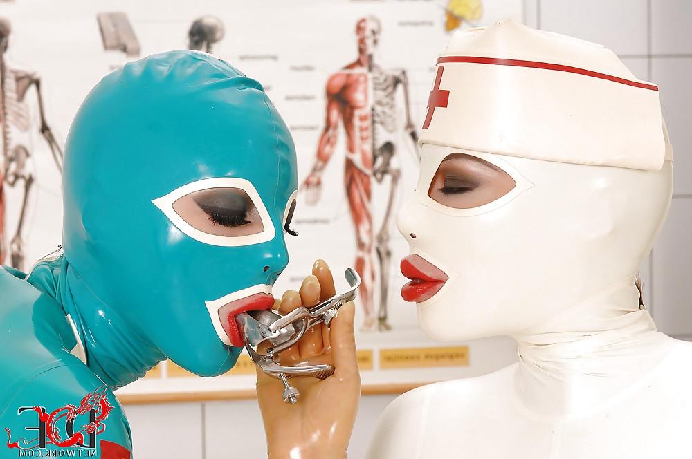 25P Sexy latex nurses  