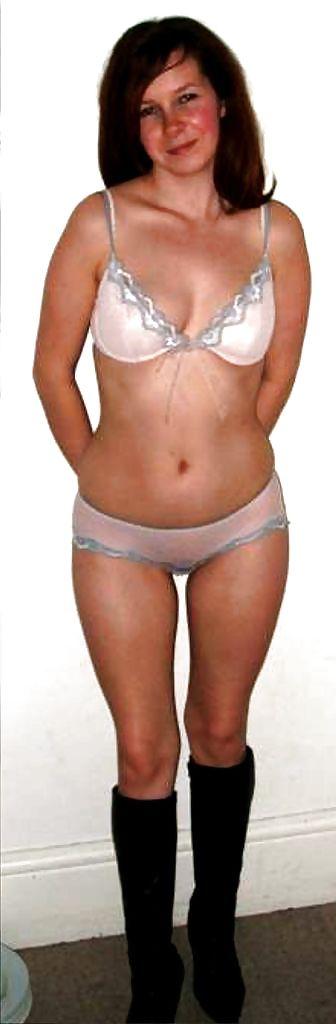 13P Private Pics - Cute teengirl with natural body