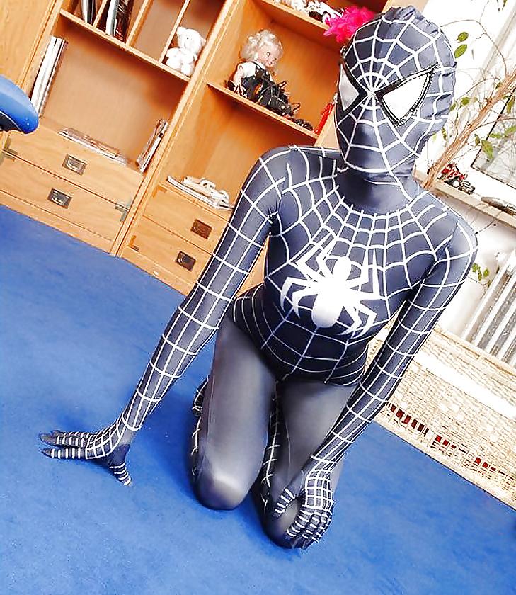 15P The Real Spider Girl xD