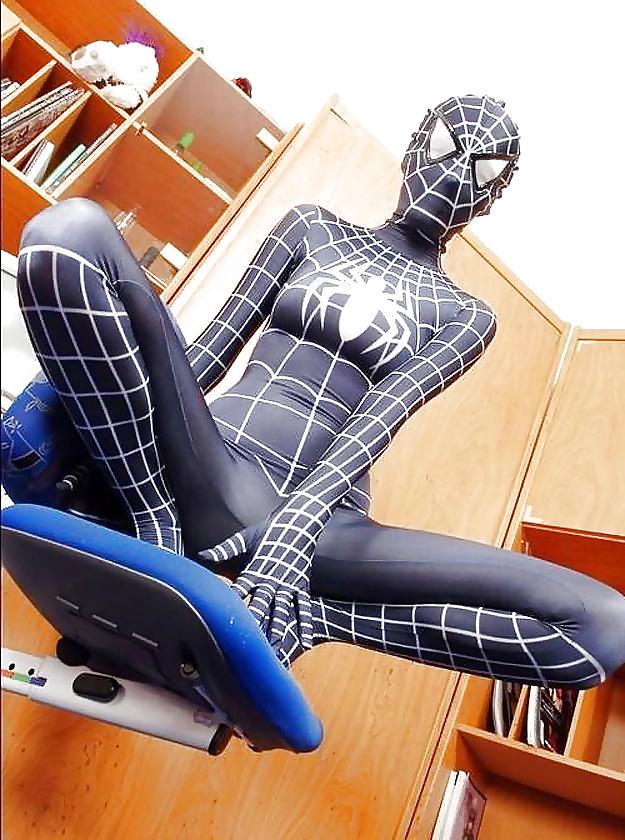 15P The Real Spider Girl xD