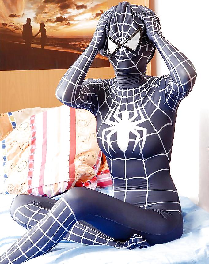 15P The Real Spider Girl xD