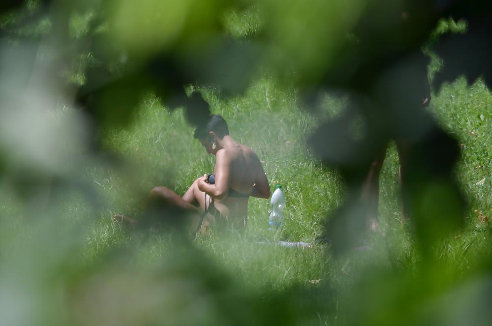 21P Milf sunbathe in the park