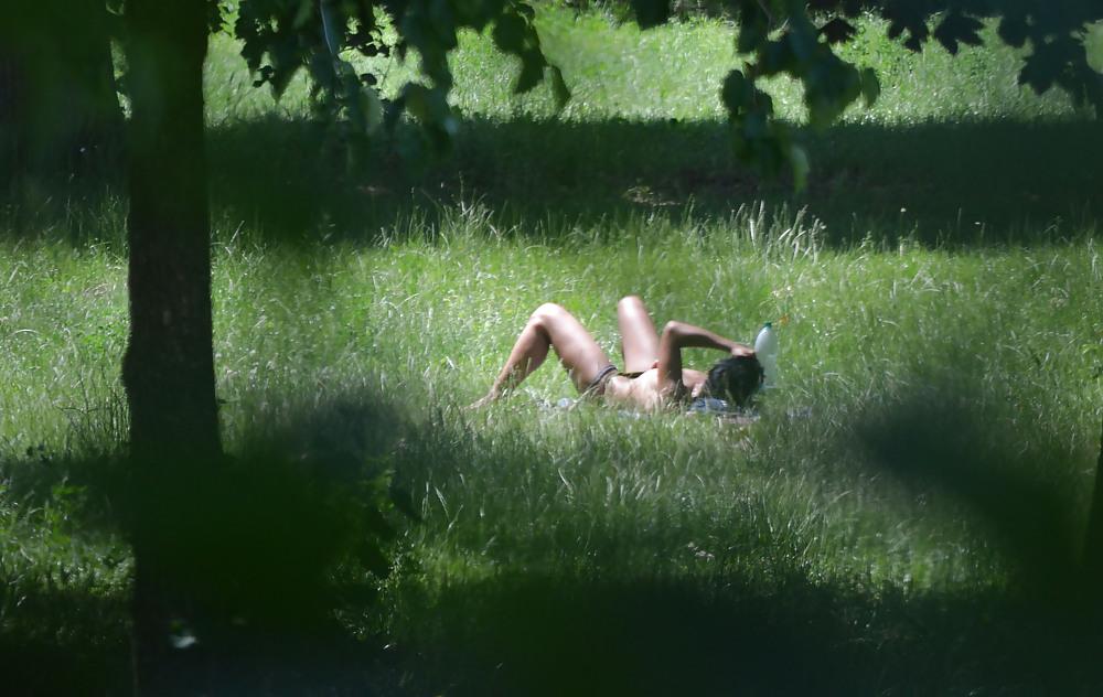 21P Milf sunbathe in the park