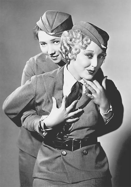12P Sapphic Lovers 3