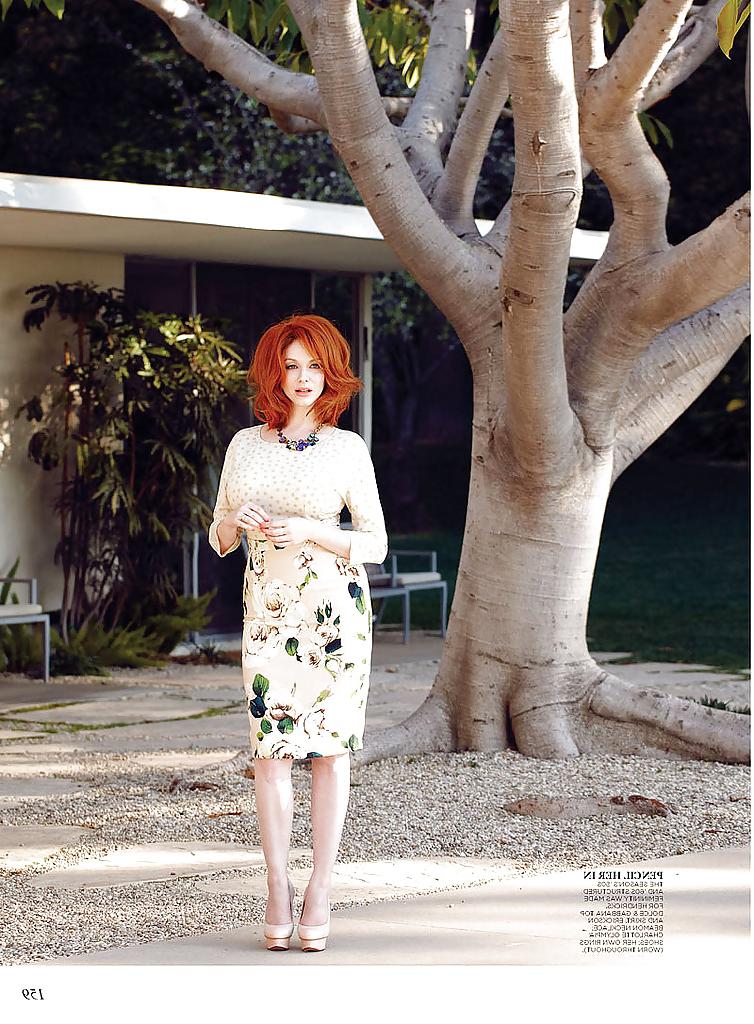 25P Christina Hendricks - bombshell redhead