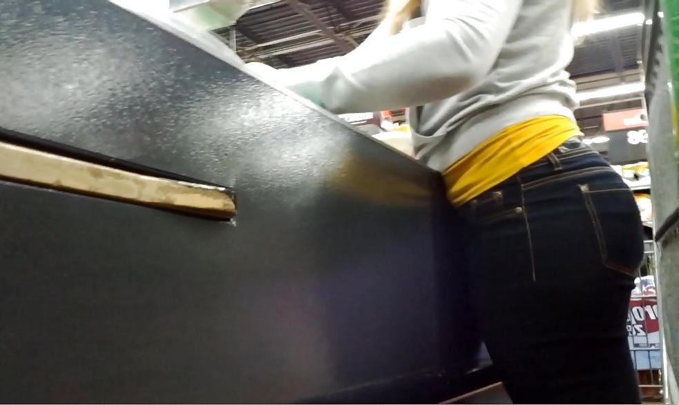 15P Sexy PAWG in tight black spandex trousers