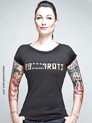 15P Lina van de Mars  TATTTOO-QUEEN