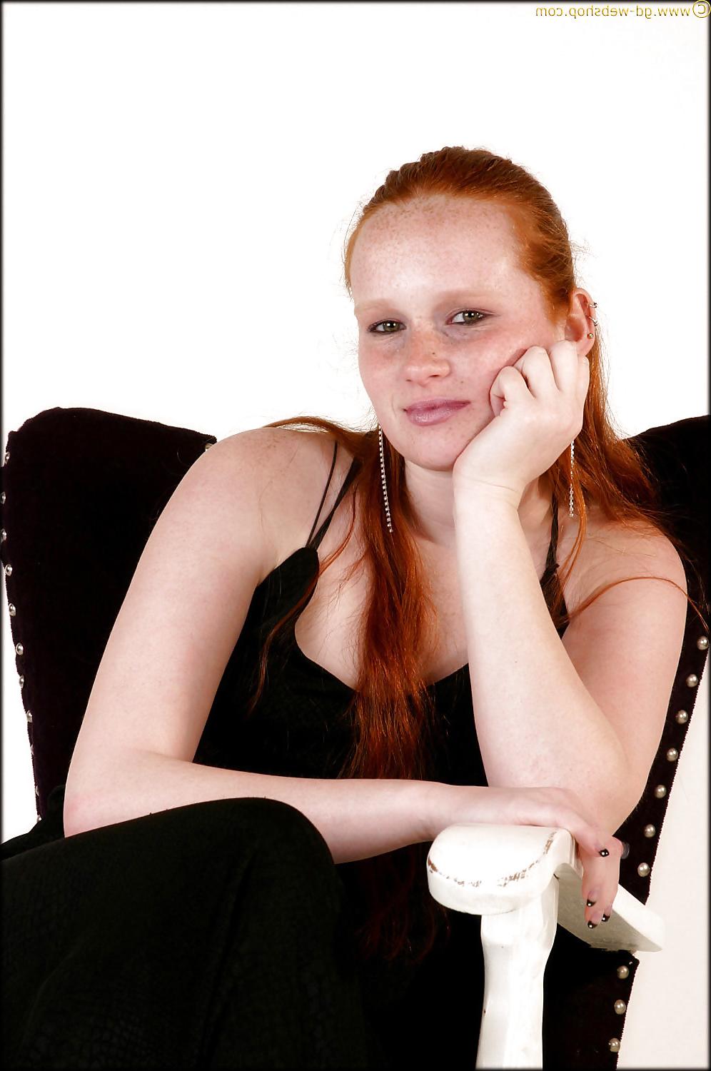25P Gina dutch redhead
