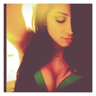 22P Latina with amazing body