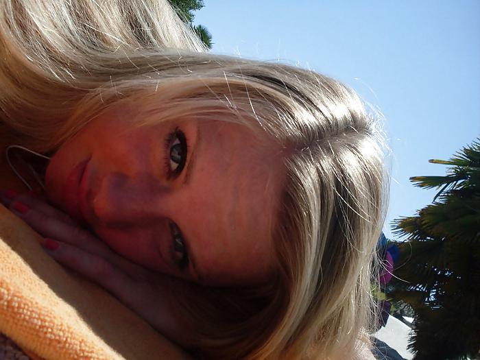 25P Dutch slut 25
