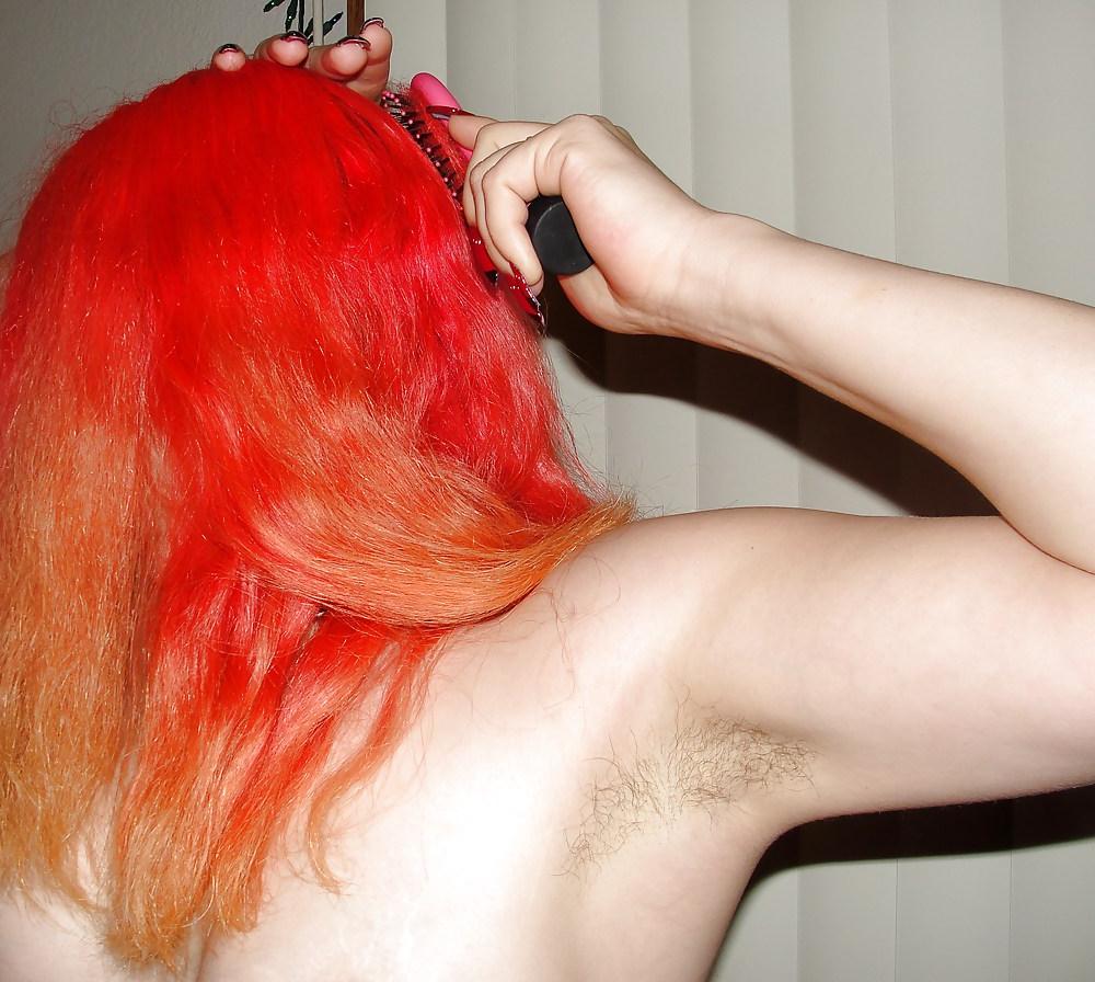 13P Things in hair for sale
