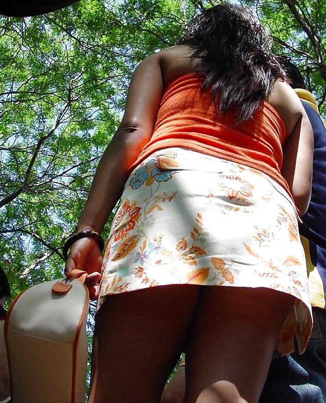 6P Indian Upskirt