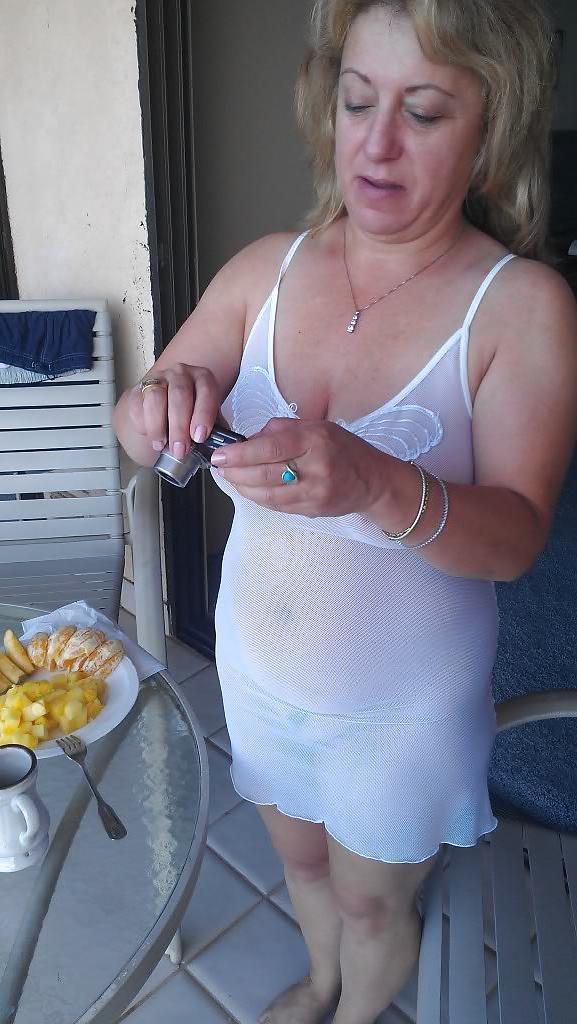 11P Mature Blonde Wife On Holiday