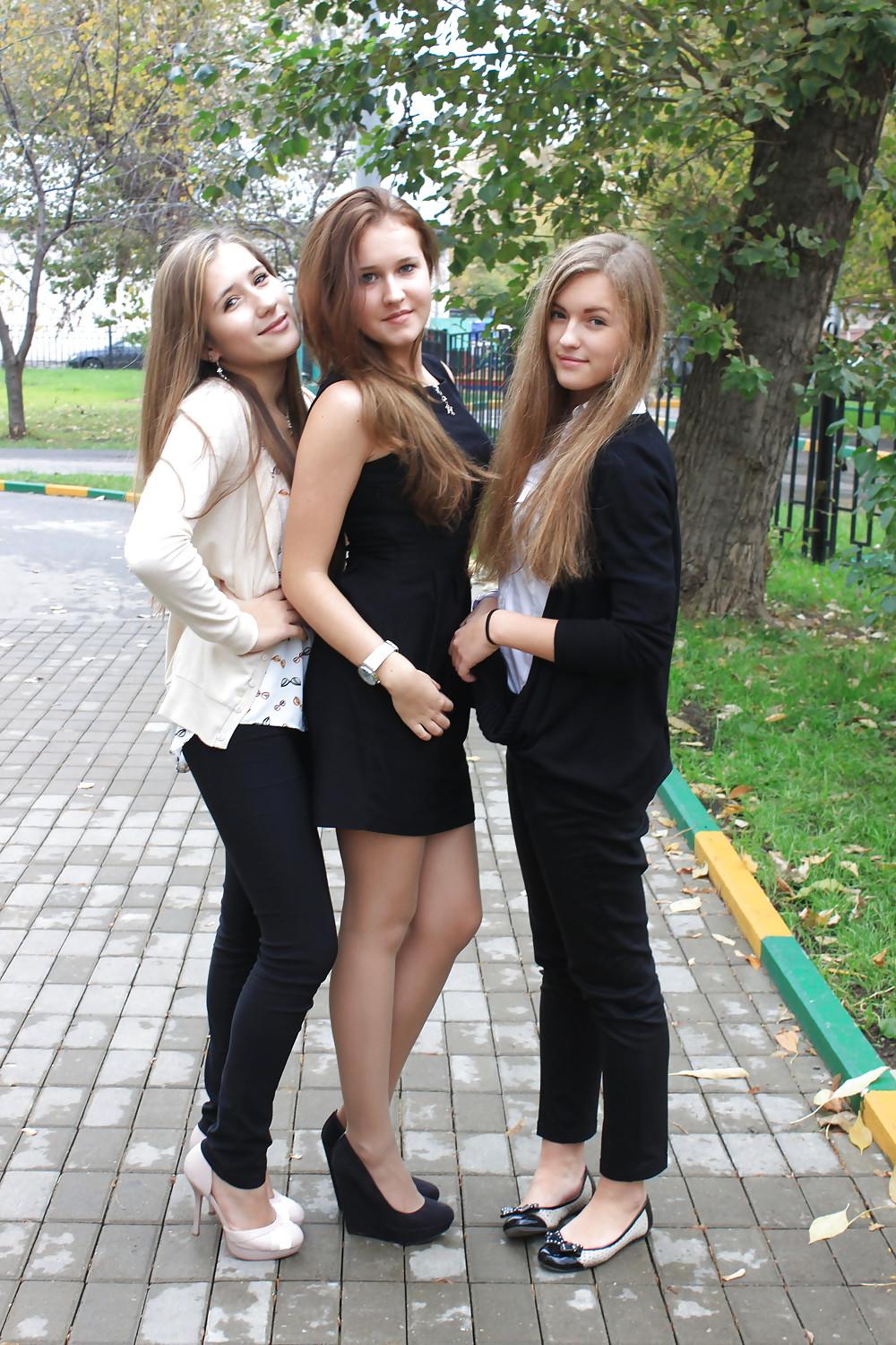25P Young pantyhose stockings flats shoes high heels