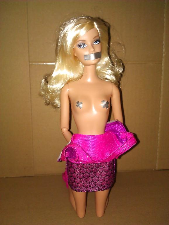 7P Slutty doll nudies