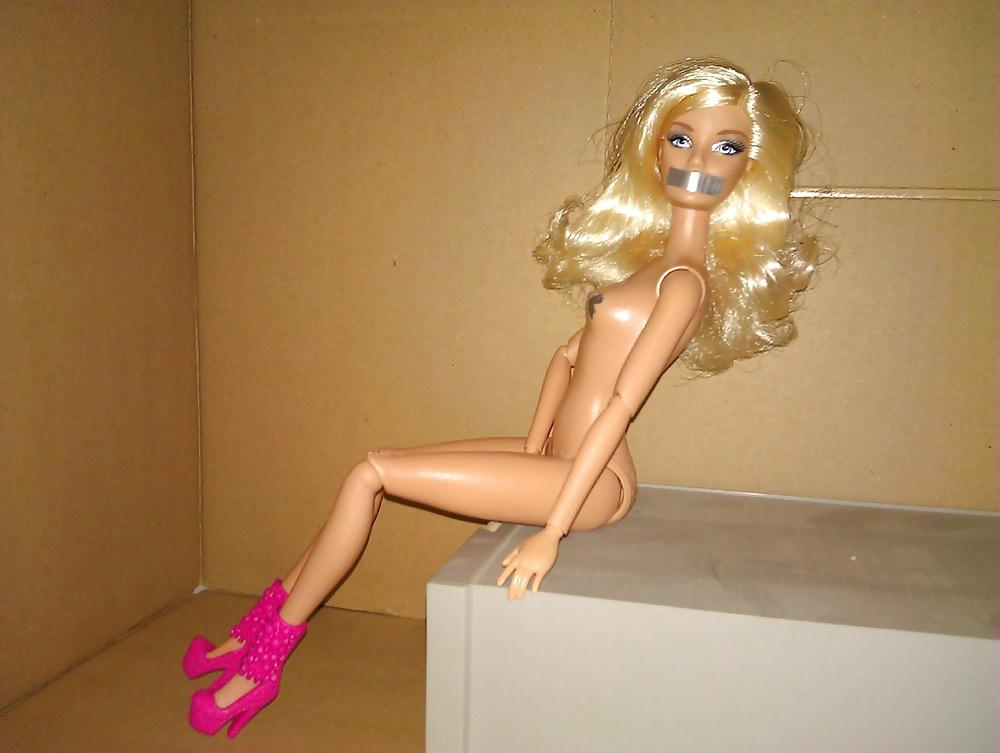 7P Slutty doll nudies