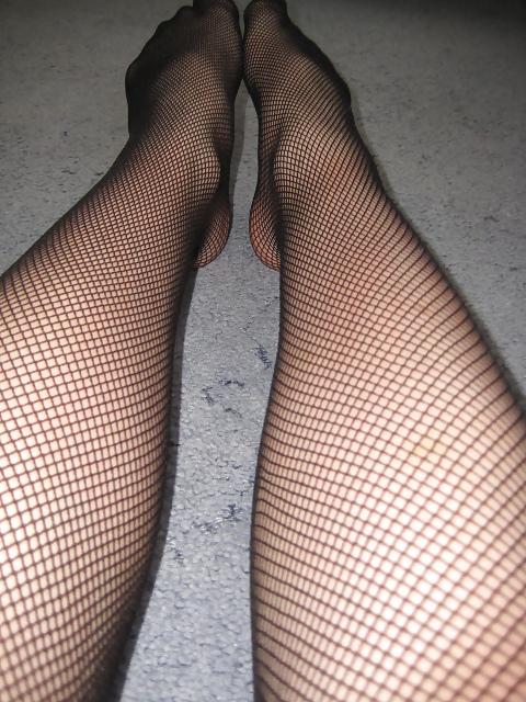 10P Sissy Bella in Pink Suspenders, Stockings and Chastity Cage