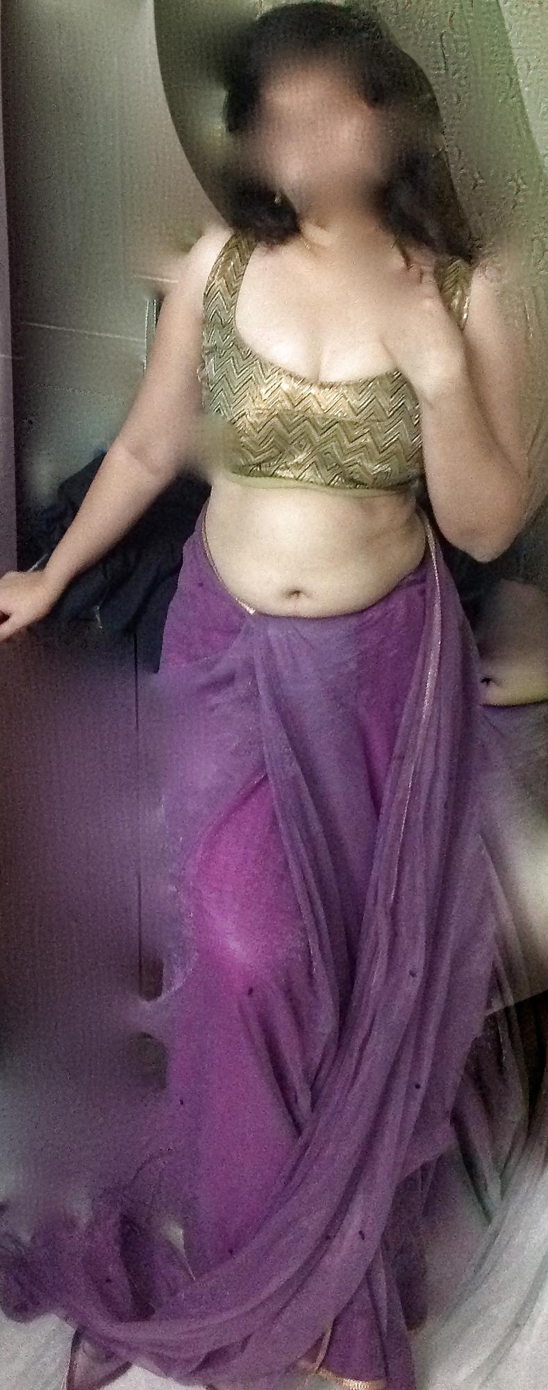 13P INDIAN HOT WIFE