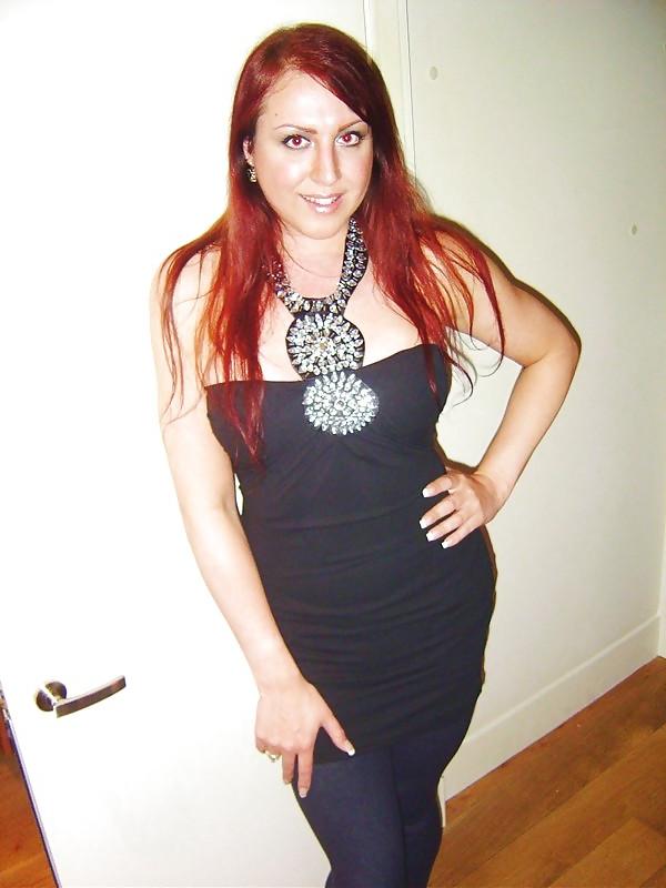 25P Farrah Mills - Famous Shemale Star