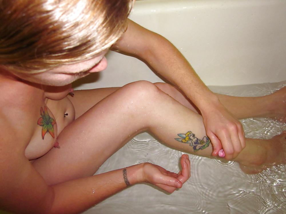 25P Shaving Baby's legs and pussy