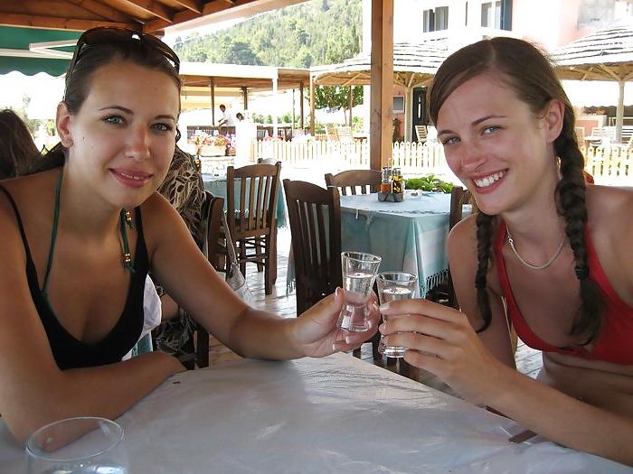 25P Hot teens on holiday