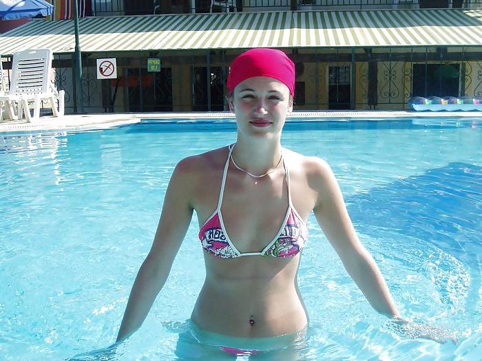 25P Hot teens on holiday