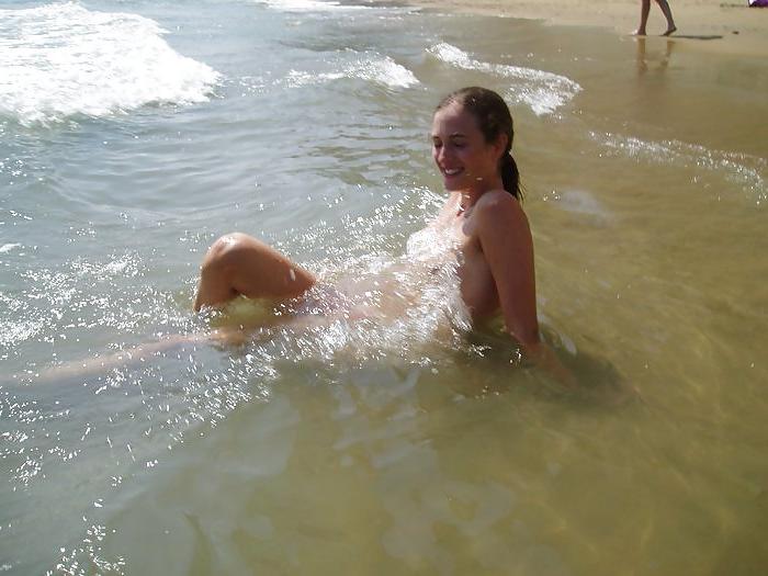 25P Hot teens on holiday