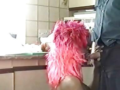 25P Dutch MILF in Kitchen