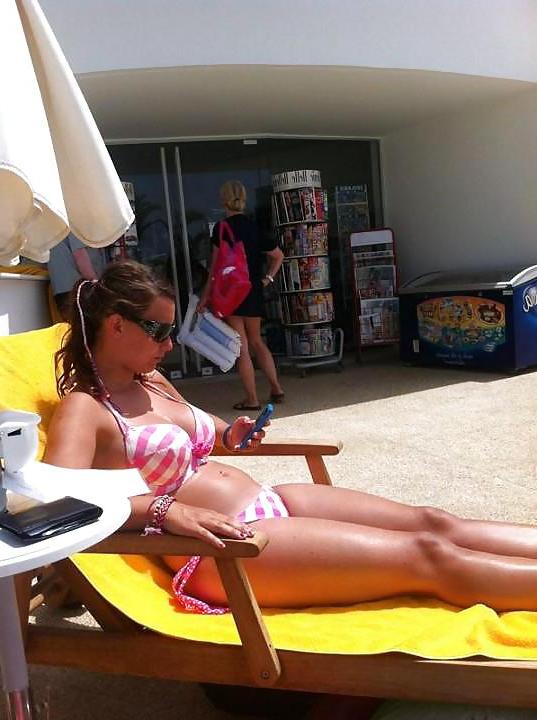 9P On holiday with Daddy