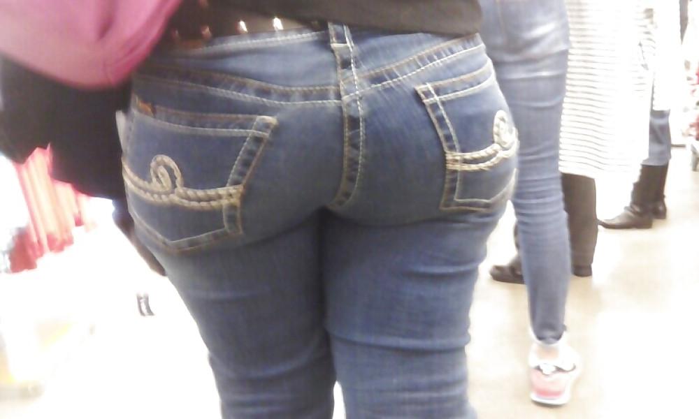 5P Candid asses 