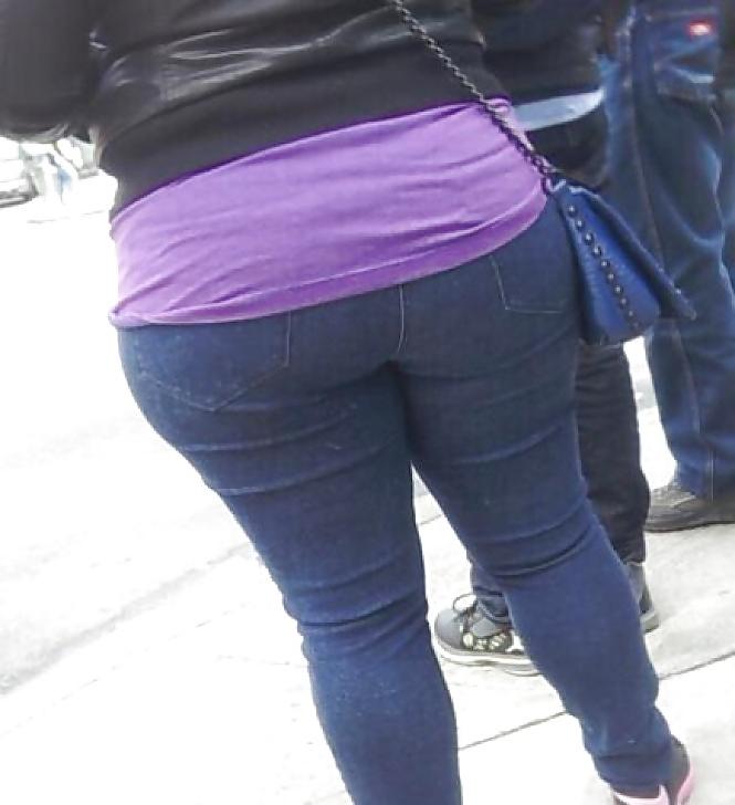 5P Candid asses 