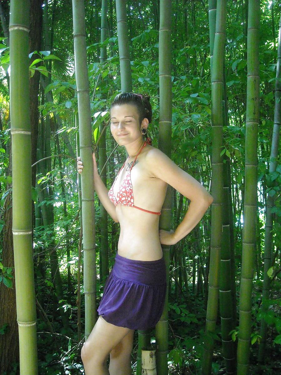 25P Rasta teen holiday tits