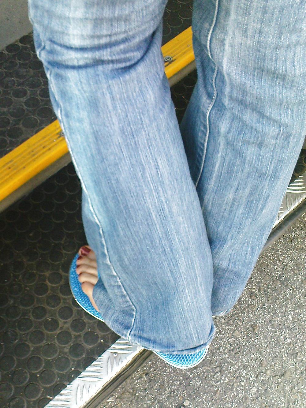 24P Toes in Public
