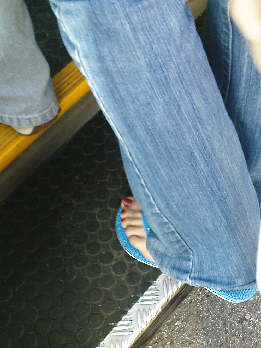 24P Toes in Public