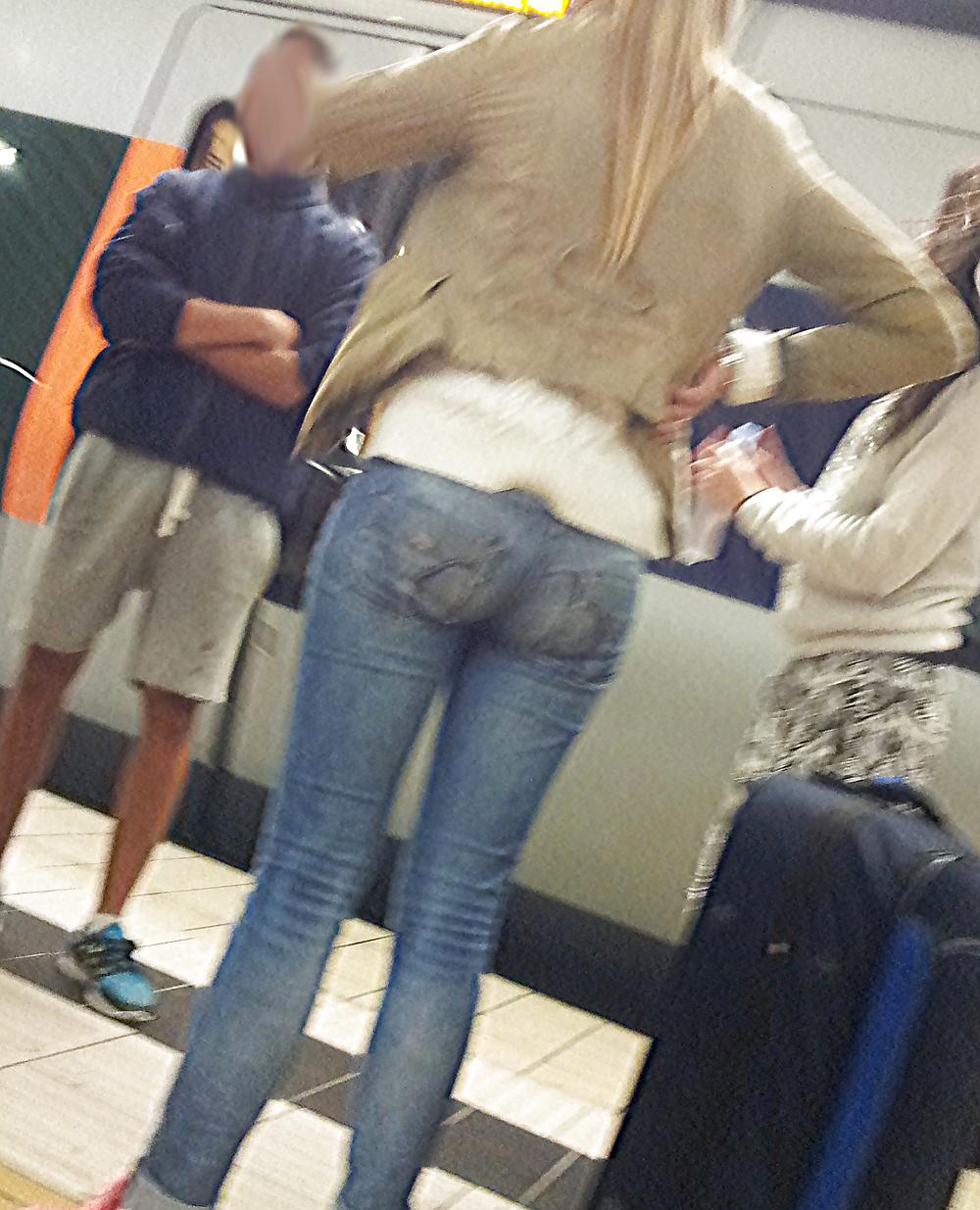 25P Hidden Cam - Asses