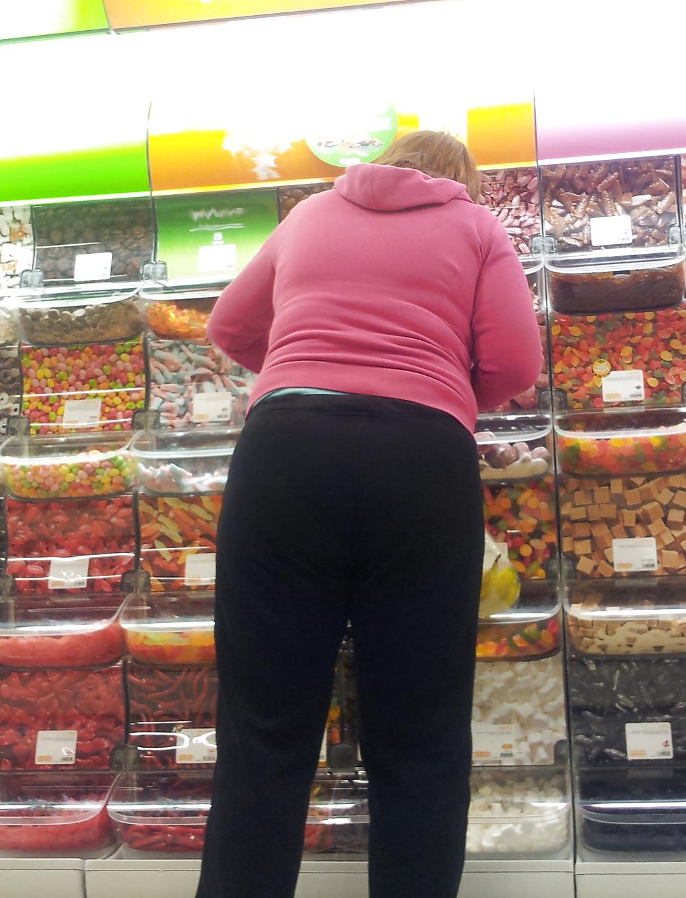 25P Hidden Cam - Asses