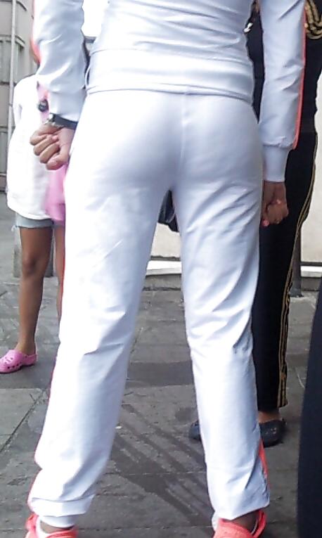 25P Hidden Cam - Asses