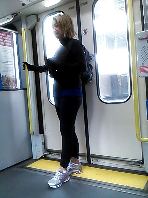 25P Voyeur - rainy weather sucks