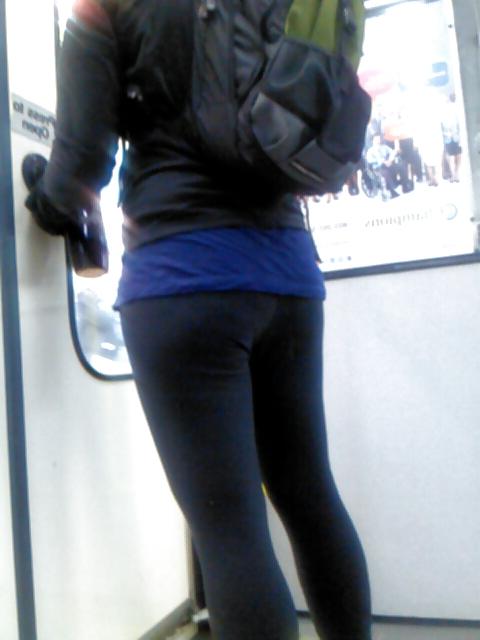 25P Voyeur - rainy weather sucks