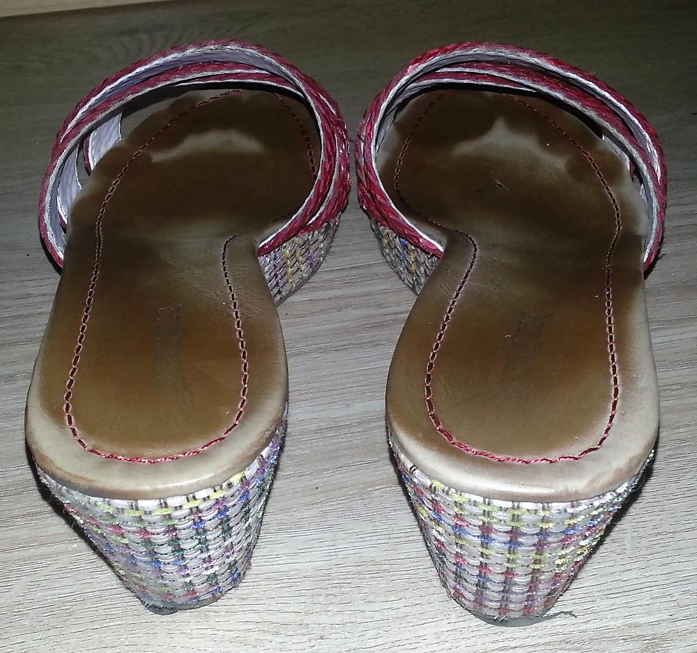 6P For Lovers of ugly smelly stinky womans footwear