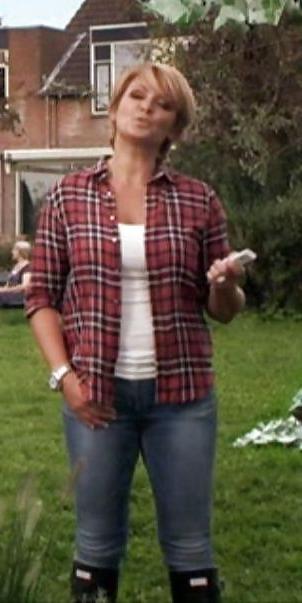 25P Dutch celeb milf, Caroline tensen 